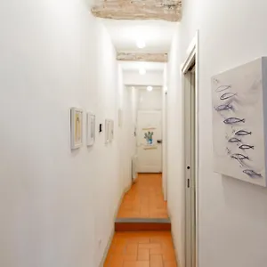 Graceful In The Heart Of Firenze