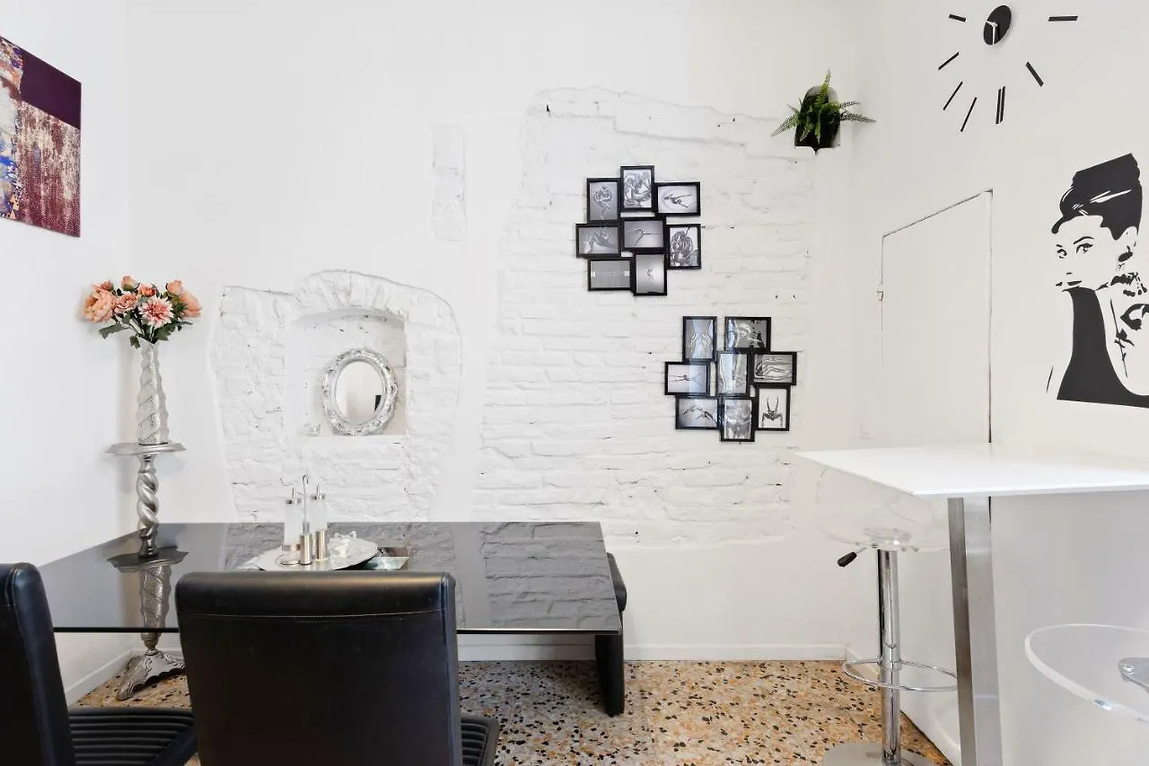 Carpe Diem Arno Apartment Florence