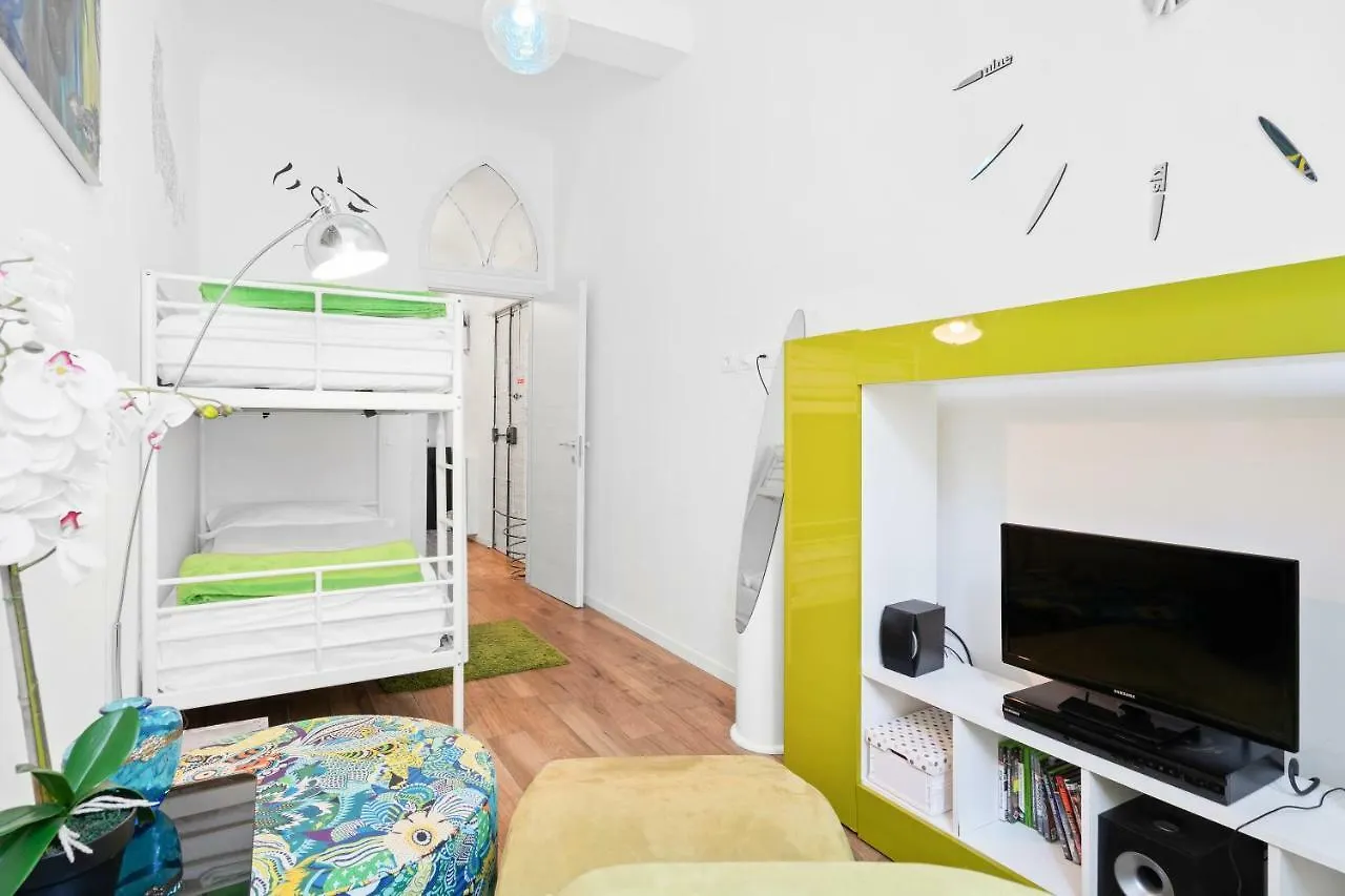 Carpe Diem Arno Apartment Florence